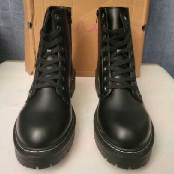 Sugar Women's Reggie Lace Up Lug Sole Combat Boots Black Size 10M - Picture 7 of 7